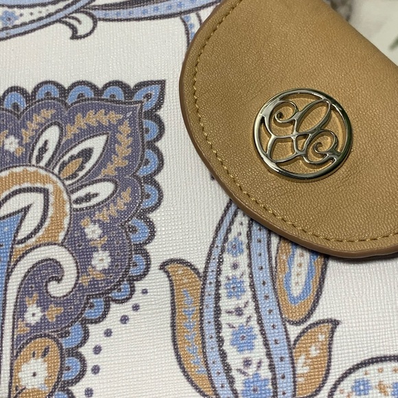 Small Clutch Crossbody - Picture 2 of 4